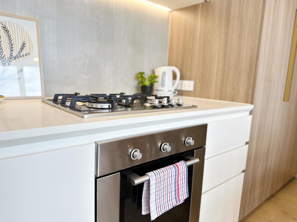 Beautiful Skyview Cbd Highrise 3Beds With Carpark Available Leilighet Melbourne Eksteriør bilde