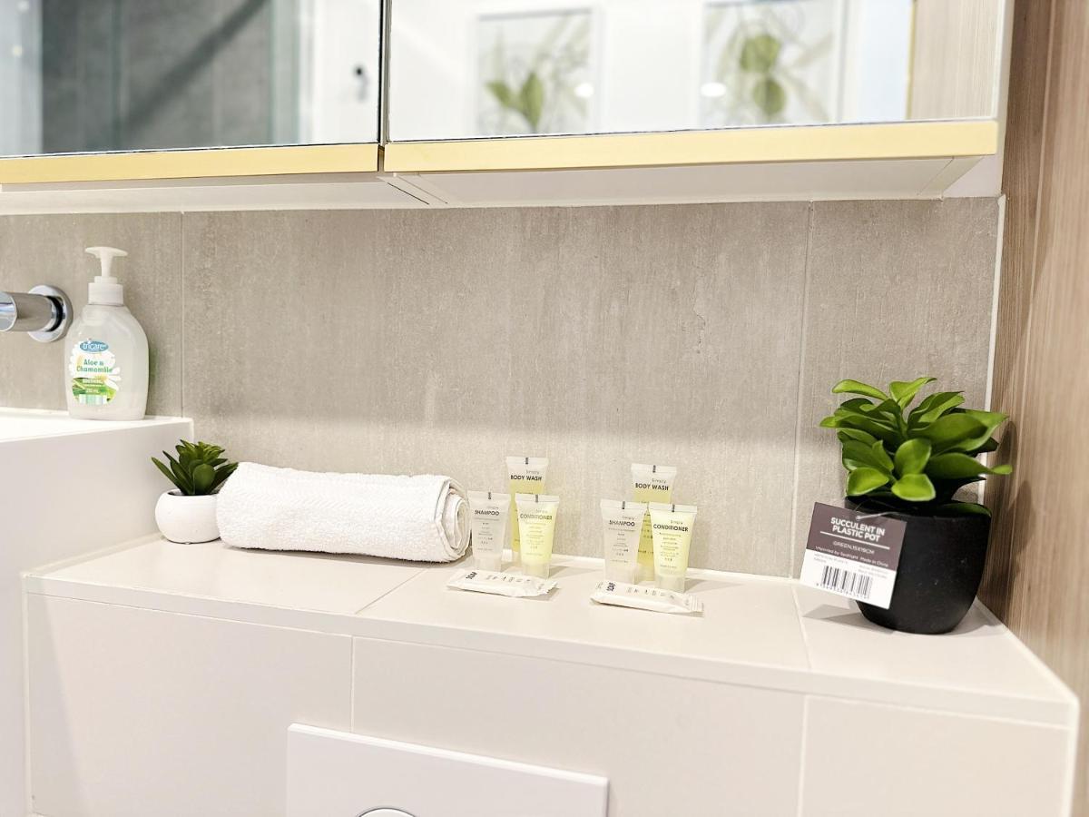 Beautiful Skyview Cbd Highrise 3Beds With Carpark Available Leilighet Melbourne Eksteriør bilde